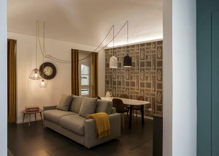 Le Tre Madame Apartment *