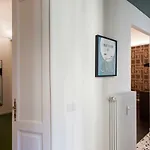 Le Tre Madame Apartamento