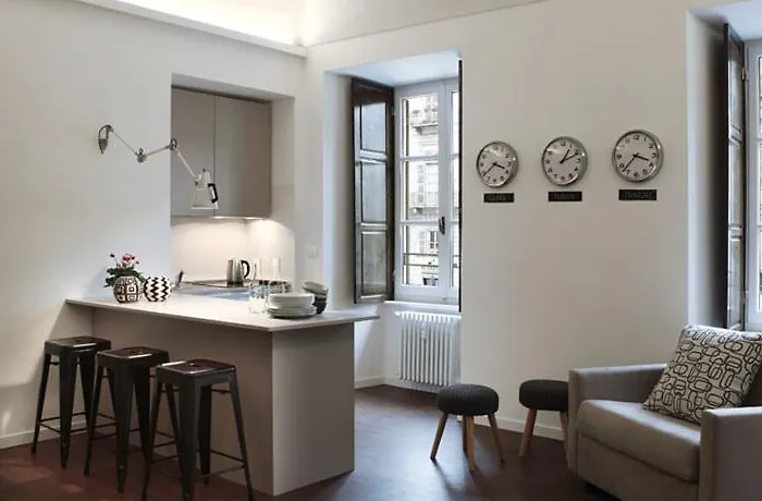 Le Tre Madame Daire Torino